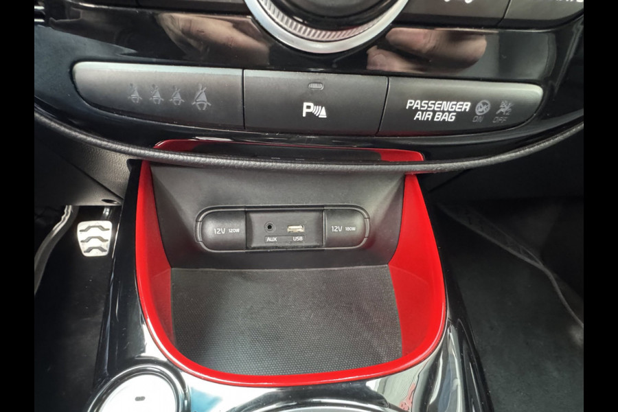 Kia Soul 1.6 GDi Spirit - Navigatie I Leer I Airco I Xenon I PDC I Achteruitrij Camera I Dealer onderhouden
