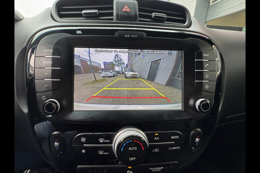 Kia Soul 1.6 GDi Spirit - Navigatie I Leer I Airco I Xenon I PDC I Achteruitrij Camera I Dealer onderhouden
