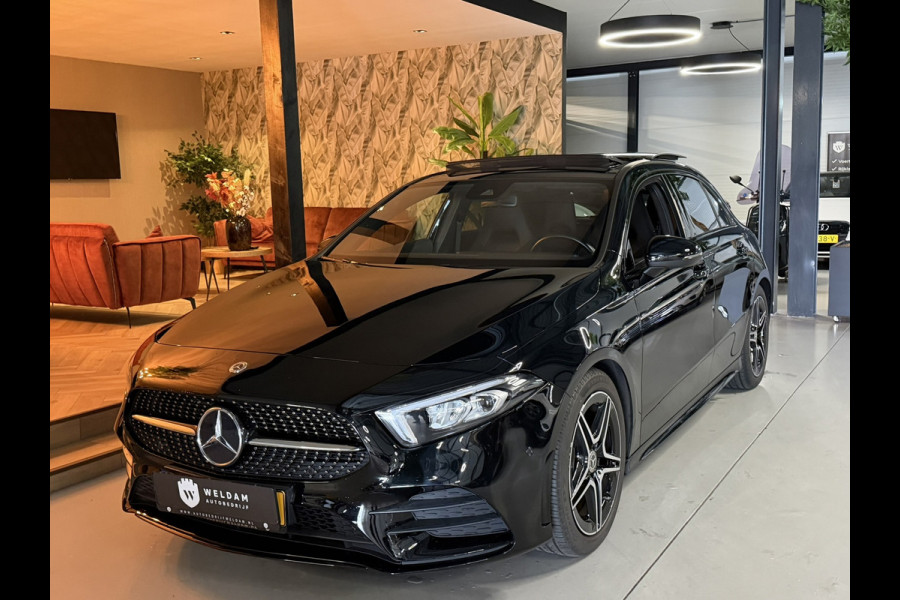 Mercedes-Benz A-Klasse 200 AMG Line Junge Sterne Garantie Pano Ambient Night Camera Carplay StoelVW Cruise Clima Navi Dab Rijklaar