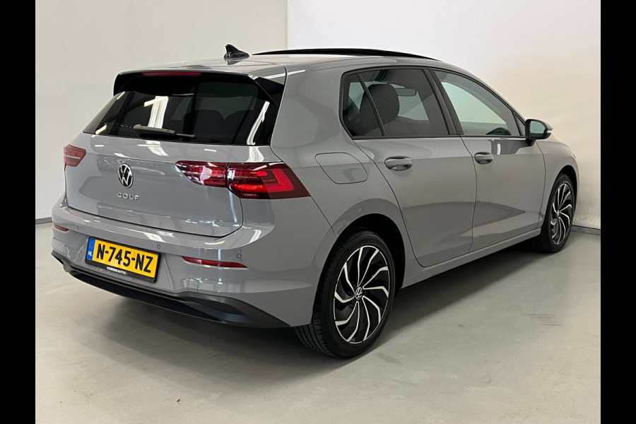 Volkswagen Golf 2.0 TDI / Pano / BTW / CarPlay / Stoelverwarming