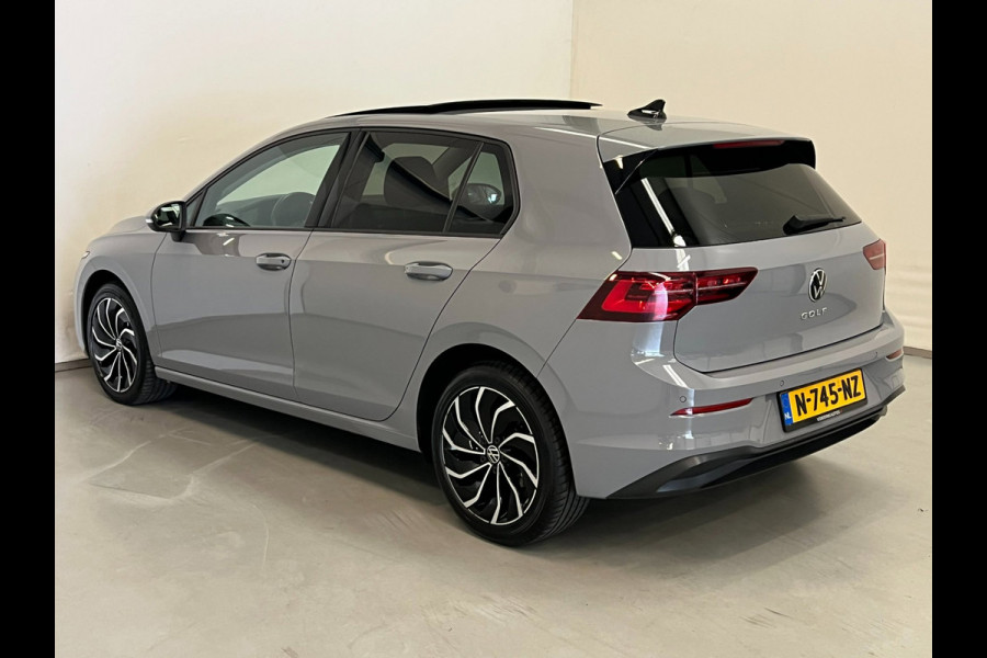 Volkswagen Golf 2.0 TDI / Pano / BTW / CarPlay / Stoelverwarming