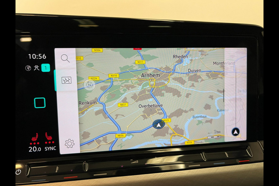 Volkswagen Golf 2.0 TDI / Pano / BTW / CarPlay / Stoelverwarming