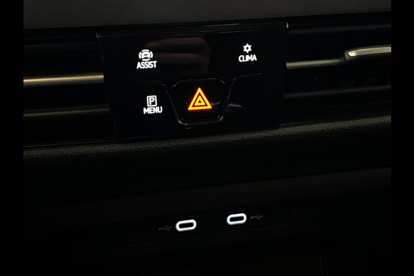 Volkswagen Golf 2.0 TDI / Pano / BTW / CarPlay / Stoelverwarming