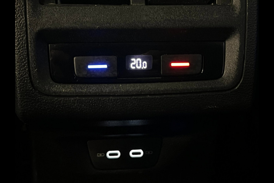 Volkswagen Golf 2.0 TDI / Pano / BTW / CarPlay / Stoelverwarming