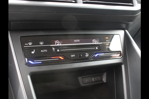 Volkswagen Taigo 1.0 TSI Style | APPLE CARPLAY | STOELVERWARMING |