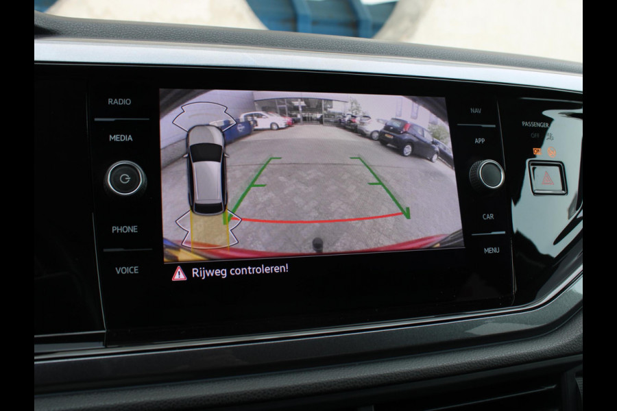 Volkswagen Taigo 1.0 TSI Style | APPLE CARPLAY | STOELVERWARMING |