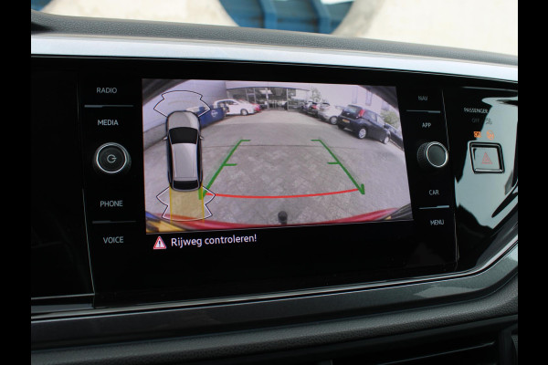 Volkswagen Taigo 1.0 TSI Style | APPLE CARPLAY | STOELVERWARMING |