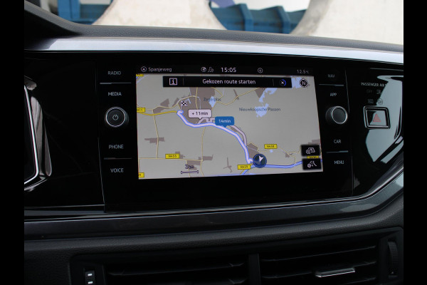 Volkswagen Taigo 1.0 TSI Style | APPLE CARPLAY | STOELVERWARMING |