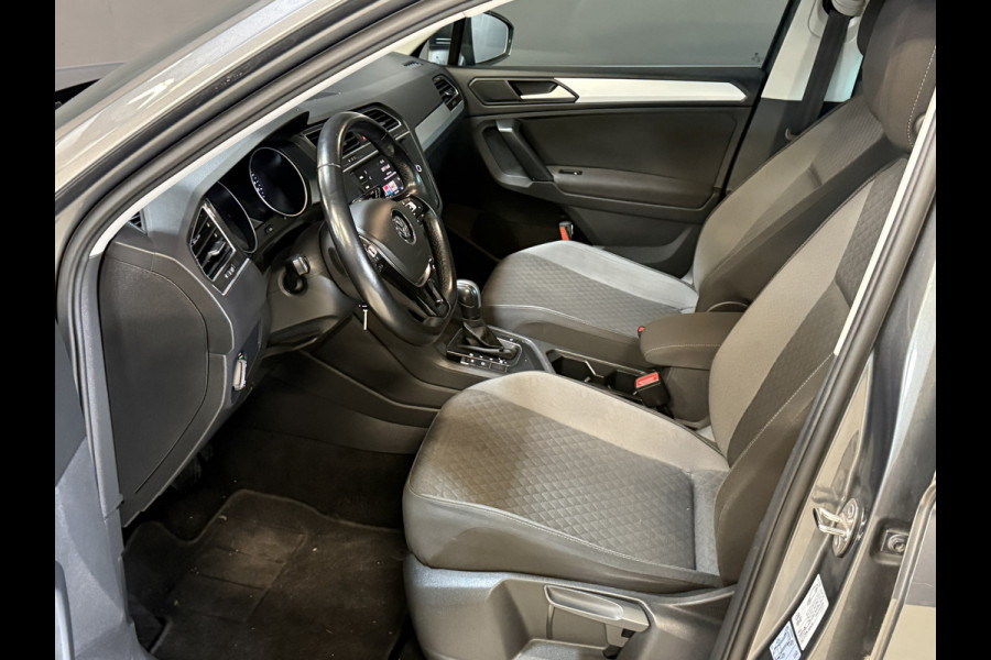 Volkswagen Tiguan 1.5 TSI ACT Comfortline | Apple Carplay | ACC | Trekaak | Draadloze lader