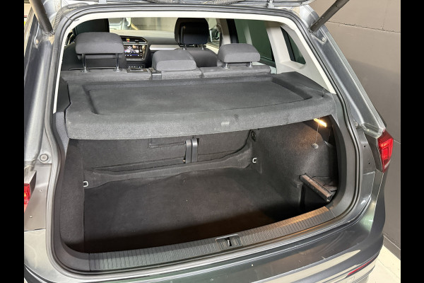 Volkswagen Tiguan 1.5 TSI ACT Comfortline | Apple Carplay | ACC | Trekaak | Draadloze lader