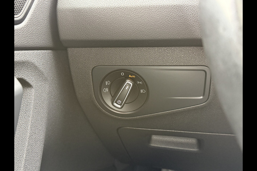 Volkswagen Tiguan 1.5 TSI ACT Comfortline | Apple Carplay | ACC | Trekaak | Draadloze lader