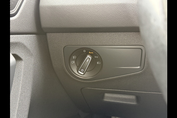 Volkswagen Tiguan 1.5 TSI ACT Comfortline | Apple Carplay | ACC | Trekaak | Draadloze lader