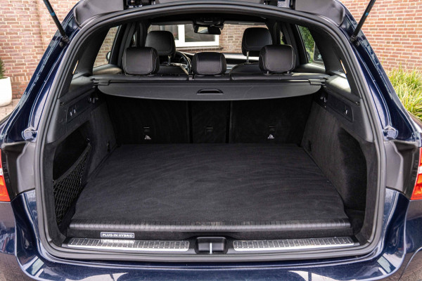 Mercedes-Benz GLC 350e 4MATIC Business Solution AMG Luchtvering Burmester 360 Camera 19''