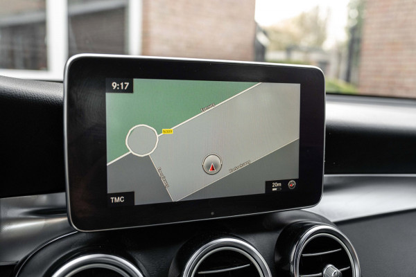 Mercedes-Benz GLC 350e 4MATIC Business Solution AMG Luchtvering Burmester 360 Camera 19''