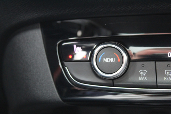 Opel Corsa 1.2 Turbo GS , Slechts 20111km Climate control , Stoel en Stuur verwarming, Panoramadak Cruise control , Camera, Parkeersensoren voor + achter