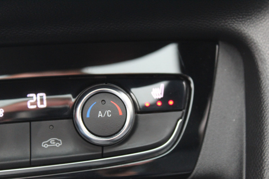 Opel Corsa 1.2 Turbo GS , Slechts 20111km Climate control , Stoel en Stuur verwarming, Panoramadak Cruise control , Camera, Parkeersensoren voor + achter