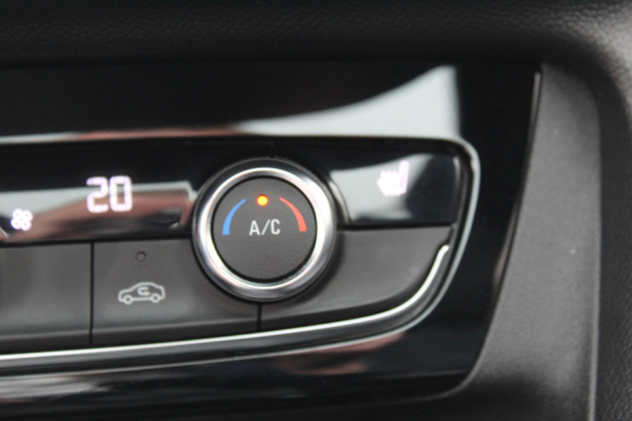 Opel Corsa 1.2 Turbo GS , Slechts 20111km Climate control , Stoel en Stuur verwarming, Panoramadak Cruise control , Camera, Parkeersensoren voor + achter