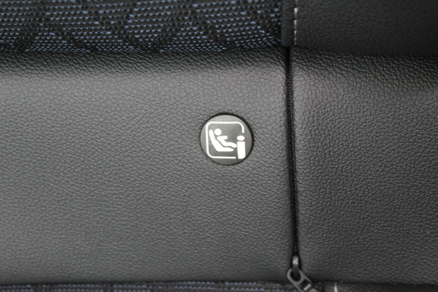 Opel Corsa 1.2 Turbo GS , Slechts 20111km Climate control , Stoel en Stuur verwarming, Panoramadak Cruise control , Camera, Parkeersensoren voor + achter