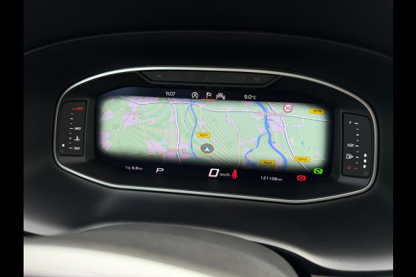 Seat Ateca 1.5 TSI Xperience Business Intense Elek. Trekhaak | 360° | Alcantara | LED | Carplay | Navi | Camera | PDC