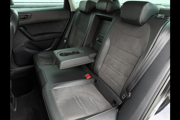 Seat Ateca 1.5 TSI Xperience Business Intense Elek. Trekhaak | 360° | Alcantara | LED | Carplay | Navi | Camera | PDC