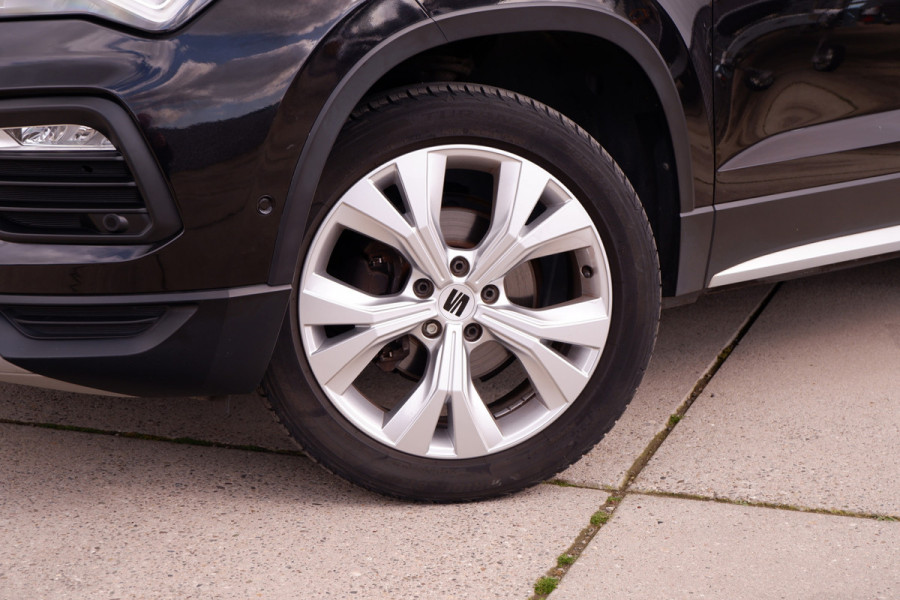 Seat Ateca 1.5 TSI Xperience Business Intense Elek. Trekhaak | 360° | Alcantara | LED | Carplay | Navi | Camera | PDC