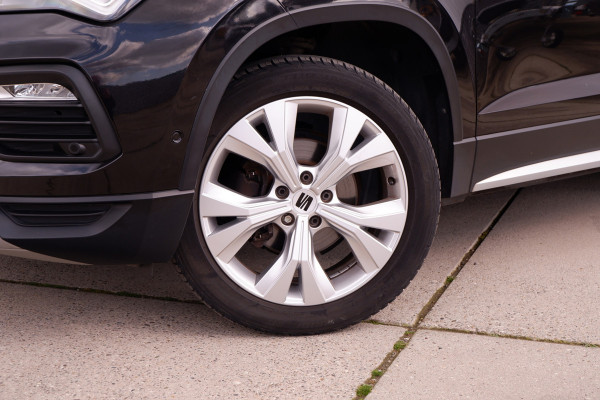 Seat Ateca 1.5 TSI Xperience Business Intense Elek. Trekhaak | 360° | Alcantara | LED | Carplay | Navi | Camera | PDC