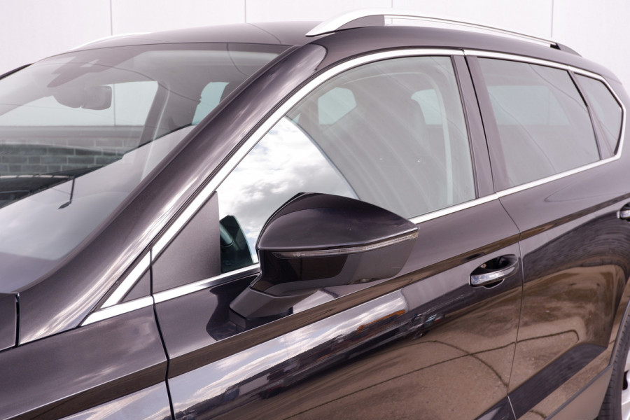 Seat Ateca 1.5 TSI Xperience Business Intense Elek. Trekhaak | 360° | Alcantara | LED | Carplay | Navi | Camera | PDC