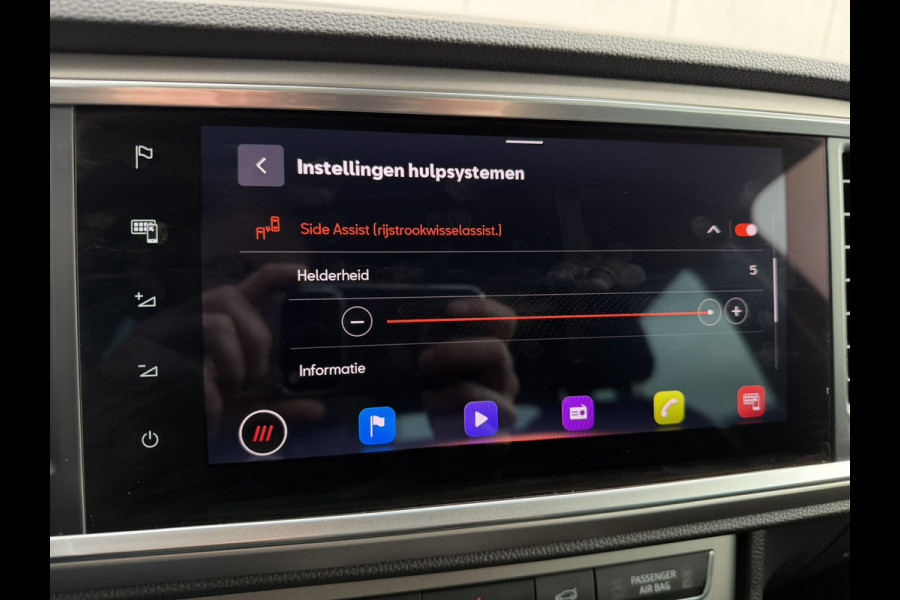 Seat Ateca 1.5 TSI Xperience Business Intense Elek. Trekhaak | 360° | Alcantara | LED | Carplay | Navi | Camera | PDC