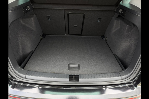 Seat Ateca 1.5 TSI Xperience Business Intense Elek. Trekhaak | 360° | Alcantara | LED | Carplay | Navi | Camera | PDC