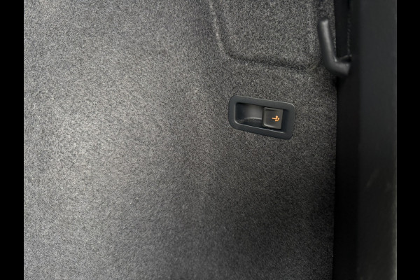 Seat Ateca 1.5 TSI Xperience Business Intense Elek. Trekhaak | 360° | Alcantara | LED | Carplay | Navi | Camera | PDC