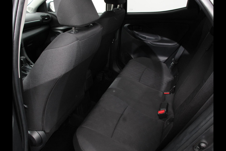 Toyota Yaris 1.5 Hybrid Dynamic Automaat | Climate control | Cruise control adaptieve | LED | Achteruitrijcamera | Keyless start | Lane assist | Navigatie | Apple Carplay/ Android Auto |