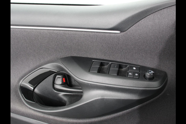 Toyota Yaris 1.5 Hybrid Dynamic Automaat | Climate control | Cruise control adaptieve | LED | Achteruitrijcamera | Keyless start | Lane assist | Navigatie | Apple Carplay/ Android Auto |