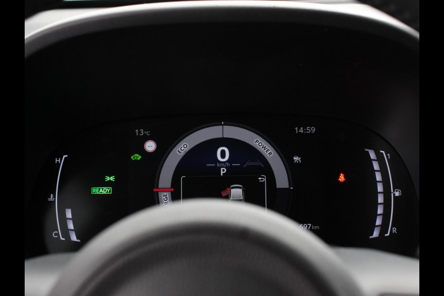 Toyota Yaris 1.5 Hybrid Dynamic Automaat | Climate control | Cruise control adaptieve | LED | Achteruitrijcamera | Keyless start | Lane assist | Navigatie | Apple Carplay/ Android Auto |