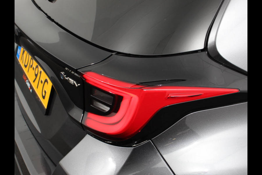 Toyota Yaris 1.5 Hybrid Dynamic Automaat | Climate control | Cruise control adaptieve | LED | Achteruitrijcamera | Keyless start | Lane assist | Navigatie | Apple Carplay/ Android Auto |
