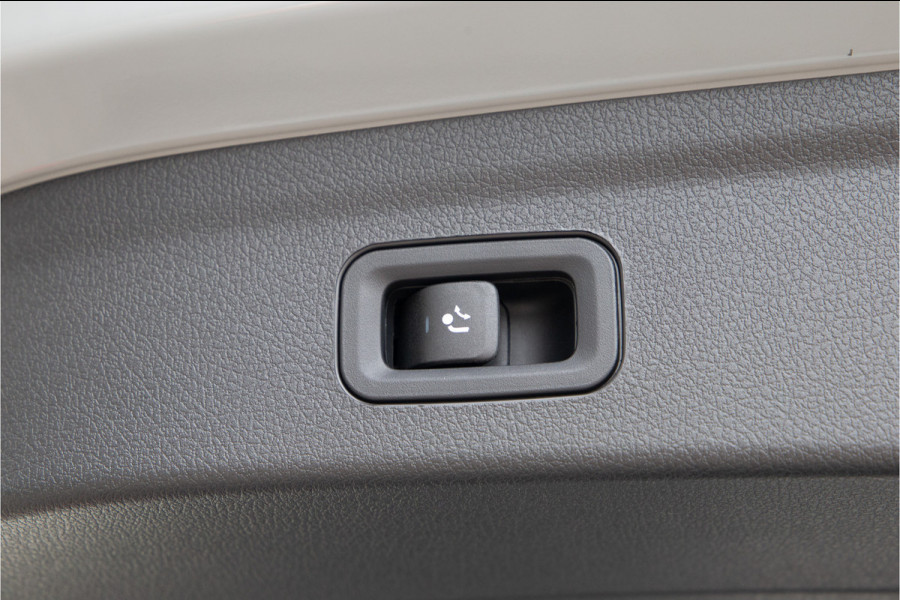 Mercedes-Benz GLE AMG 53 Hybrid 4MATIC+ Premium Plus, MANUFAKTUR, Distronic, Head-up, 2026