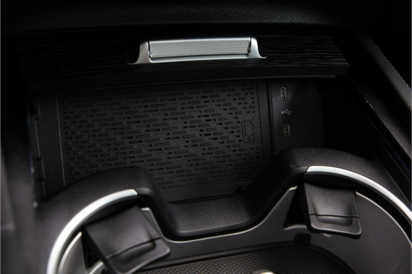 Mercedes-Benz GLE AMG 53 Hybrid 4MATIC+ Premium Plus, MANUFAKTUR, Distronic, Head-up, 2026