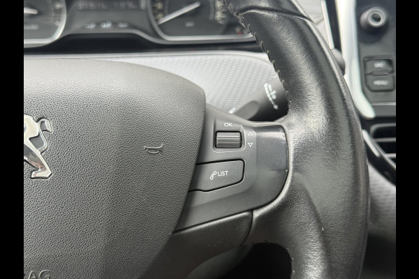 Peugeot 2008 1.2 PureTech Blue Lion 2e Eigenaar|Navi|Pano|Trekhaak|Airco|Cruise|PDC|Carplay|N.A.P|APK tot 05-2027