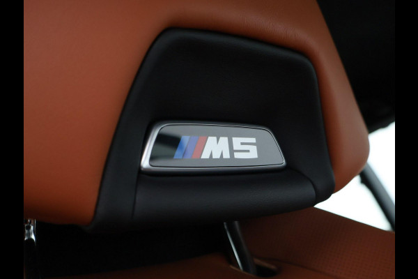 BMW M5 COMPETITION 625 PK ORIG. NL BTW + B&W | HEAD-UP | KERAMISCH | ADAPTIVE CRUISE | SCHERMEN ACHTERIN