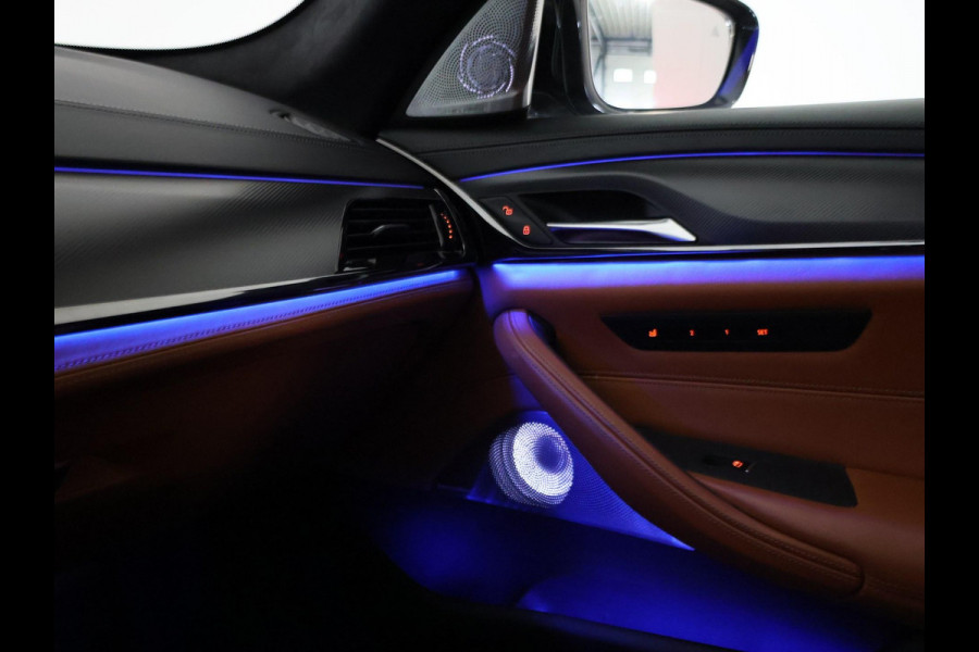 BMW M5 COMPETITION 625 PK ORIG. NL BTW + B&W | HEAD-UP | KERAMISCH | ADAPTIVE CRUISE | SCHERMEN ACHTERIN