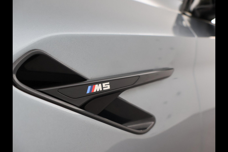 BMW M5 COMPETITION 625 PK ORIG. NL BTW + B&W | HEAD-UP | KERAMISCH | ADAPTIVE CRUISE | SCHERMEN ACHTERIN