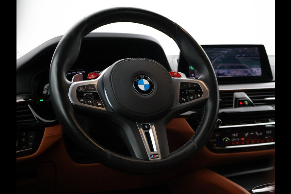 BMW M5 COMPETITION 625 PK ORIG. NL BTW + B&W | HEAD-UP | KERAMISCH | ADAPTIVE CRUISE | SCHERMEN ACHTERIN