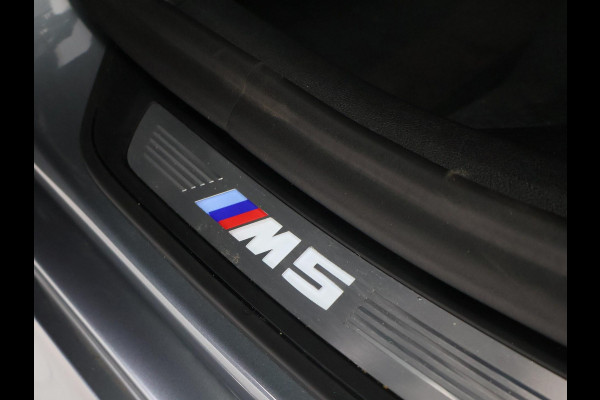 BMW M5 COMPETITION 625 PK ORIG. NL BTW + B&W | HEAD-UP | KERAMISCH | ADAPTIVE CRUISE | SCHERMEN ACHTERIN
