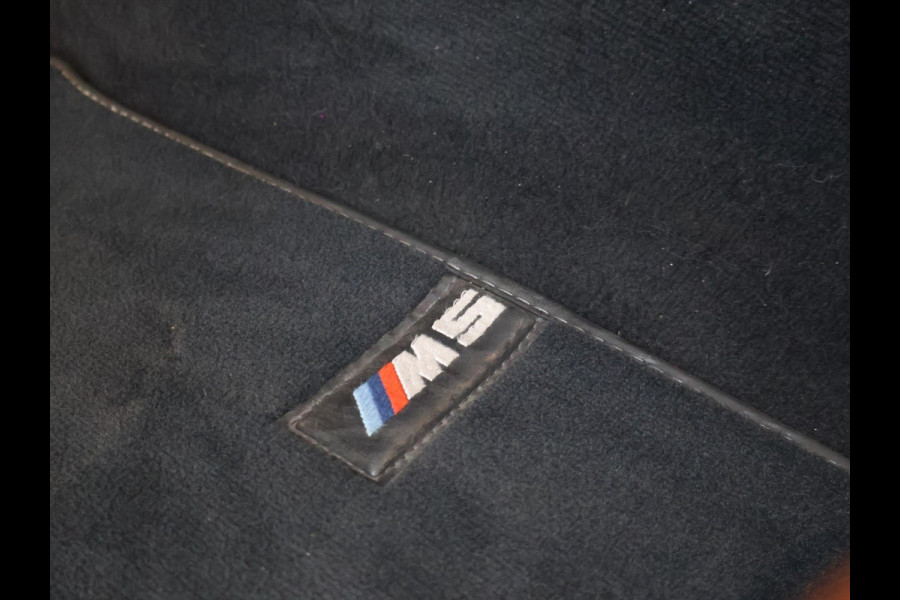 BMW M5 COMPETITION 625 PK ORIG. NL BTW + B&W | HEAD-UP | KERAMISCH | ADAPTIVE CRUISE | SCHERMEN ACHTERIN