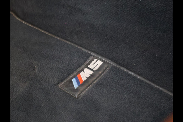 BMW M5 COMPETITION 625 PK ORIG. NL BTW + B&W | HEAD-UP | KERAMISCH | ADAPTIVE CRUISE | SCHERMEN ACHTERIN