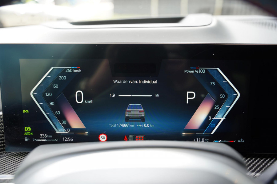 BMW X7 60 I X DRIVE 6 P / Individual / Sky Lounge / BTW