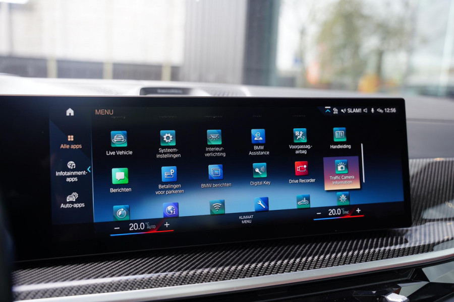 BMW X7 60 I X DRIVE 6 P / Individual / Sky Lounge / BTW