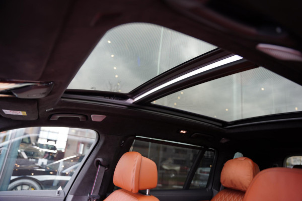 BMW X7 60 I X DRIVE 6 P / Individual / Sky Lounge / BTW