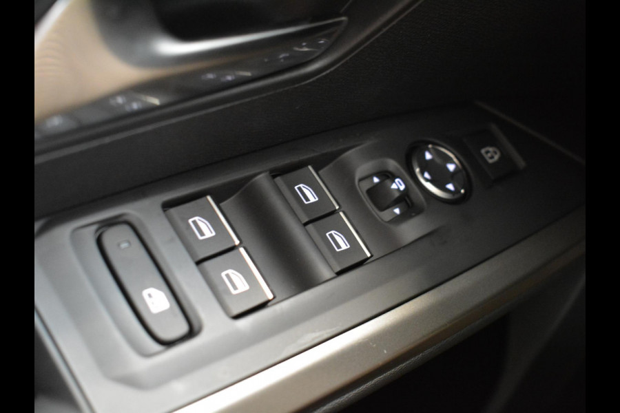 Peugeot E-3008 GT Avantage 210 73 kWh | Avantage uitvoering | Demonstratie E3008