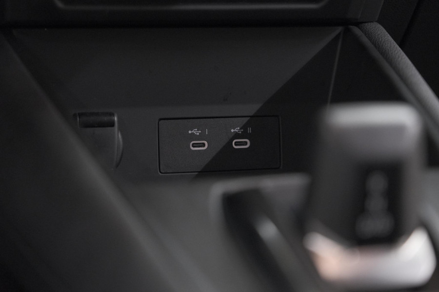 Renault Captur 1.8 E-Tech full hybrid 160 Techno | Camera | Winterpakket | Adaptieve Cruise Control | Apple Carplay