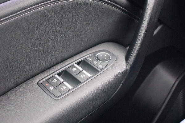 Renault Captur 1.3 mild hybrid 160 PK Automaat Techno, Camera, Climate Control, Adap. Cruise Control